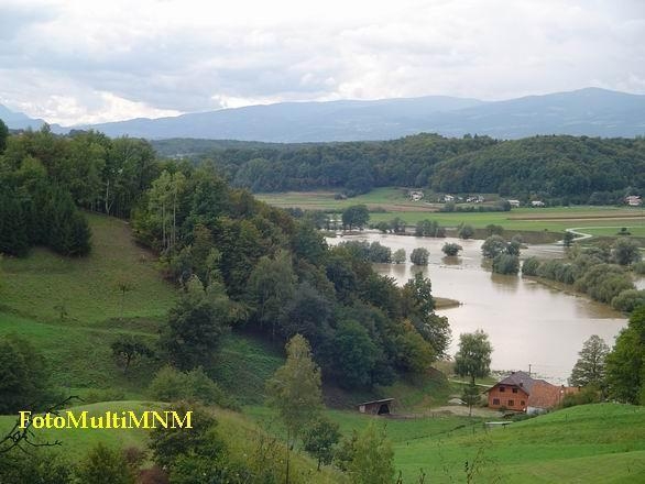 Poplave307.JPG - Dravinja je huje poplavljala leta 2007
